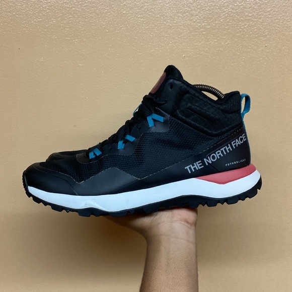 The North Face Activist Mid FUTURELIGHT Hiking Boots - Picture 3 of 17